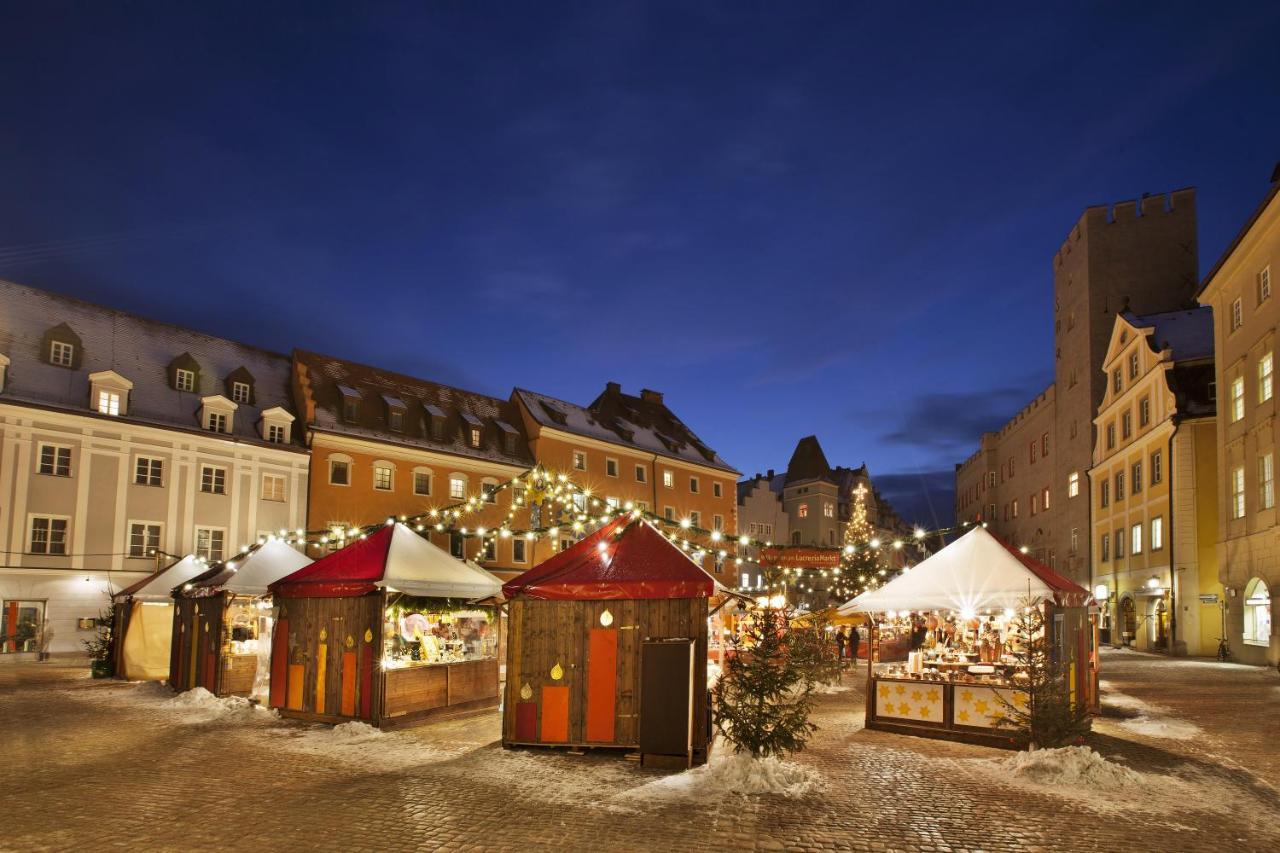 Greenleaf Lappersdorf - Terrasse - A93 Anbindung - Netflix - Stadtnah المظهر الخارجي الصورة